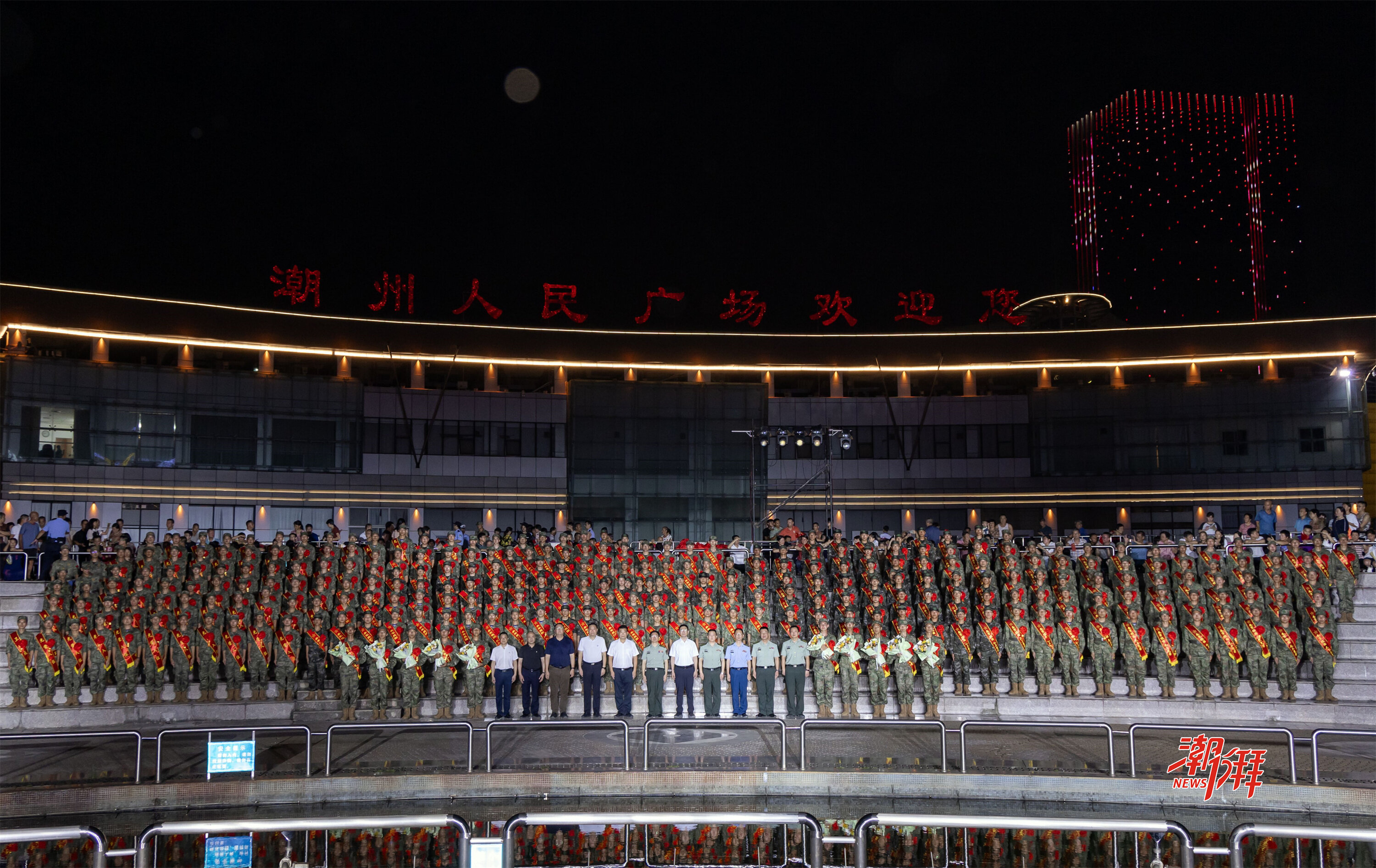 8、大合唱《強軍戰歌》.jpg