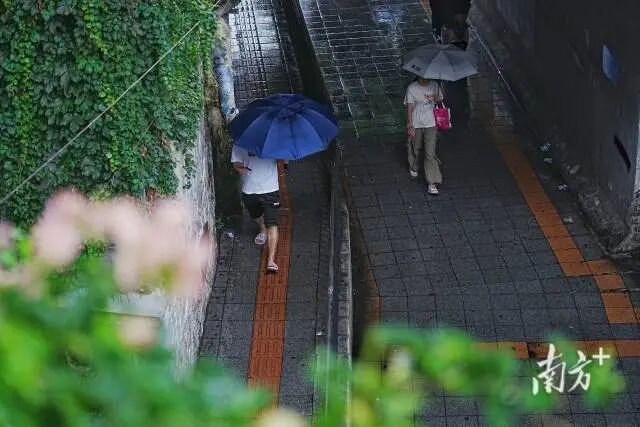 廣州下雨  南方+ 姚志豪 拍攝